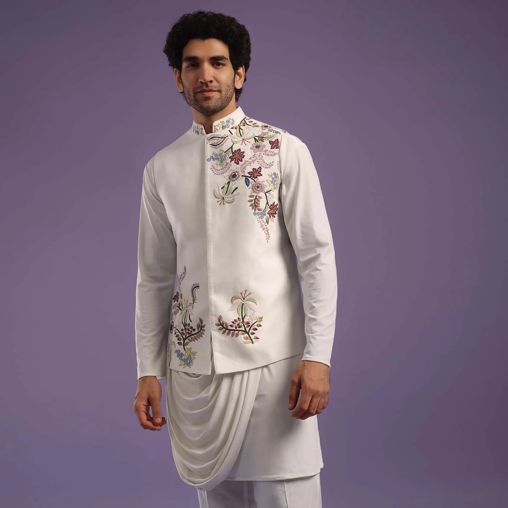 Daisy White Jacket Kurta Set In Rayon With Thread Embroidery In A Floral Pattern