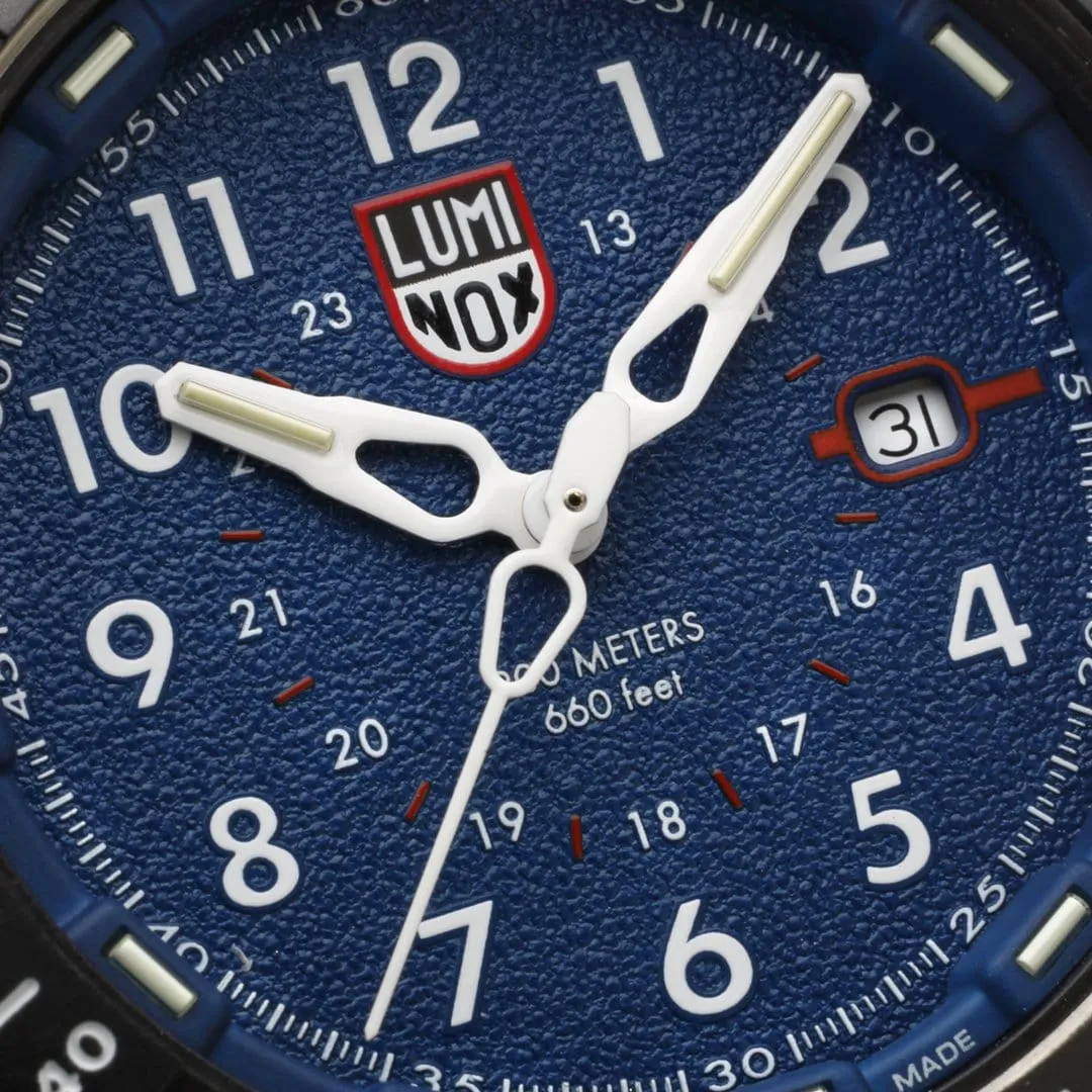 Luminox ICE-SAR Arctic 1000 Series