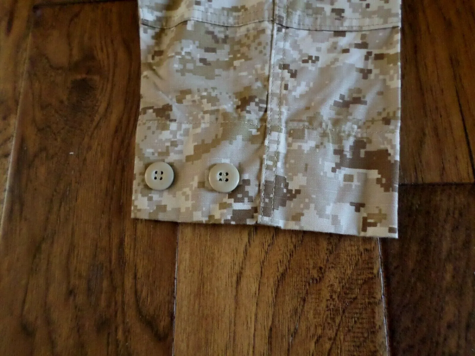 MILITARY STYLE DIGITAL DESERT BDU CAMOUFLAGE FATIGUE SHIRT /JACKET