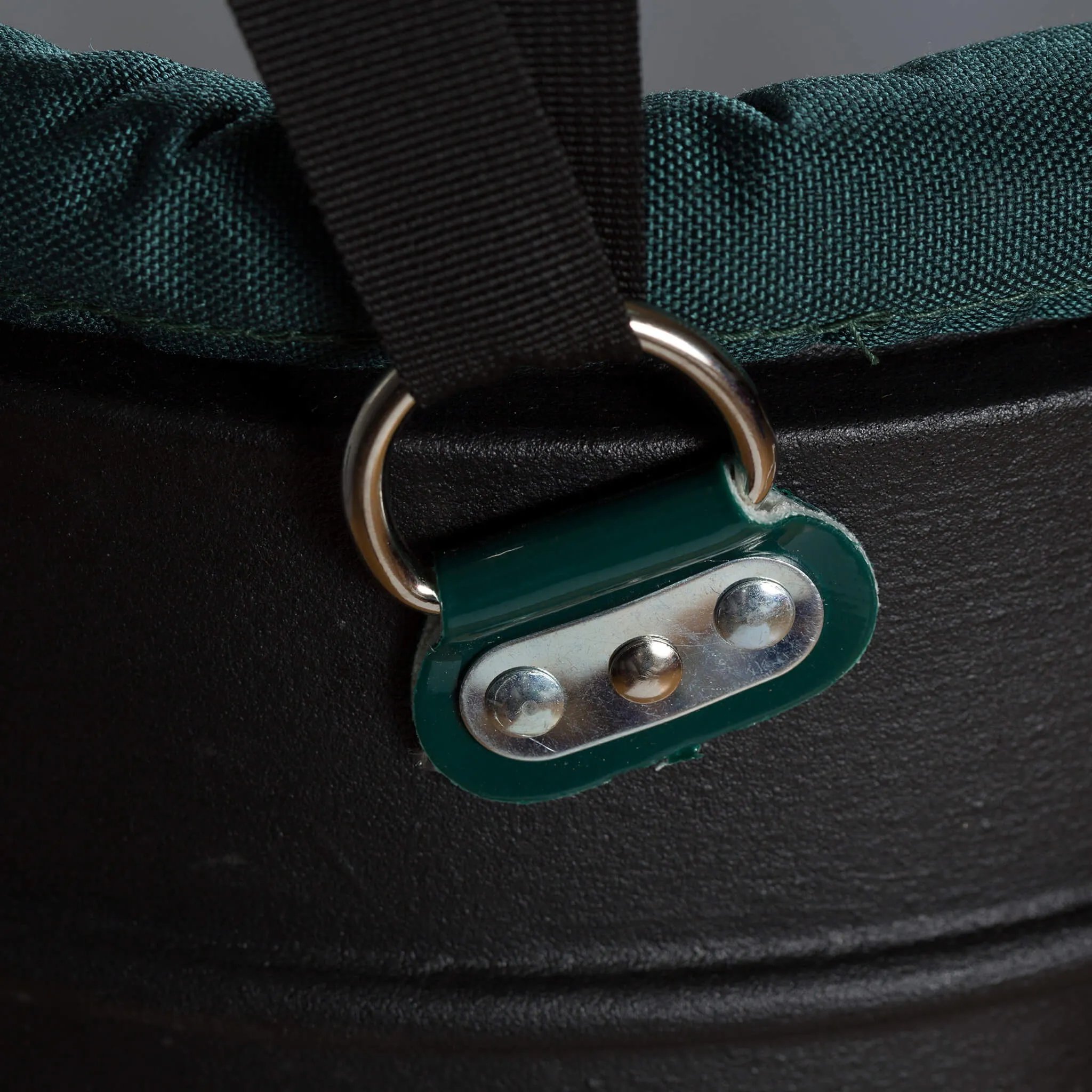 Yieldmax 36L Premium Hard Shell Apple Picking Bucket with Support Plus Harness